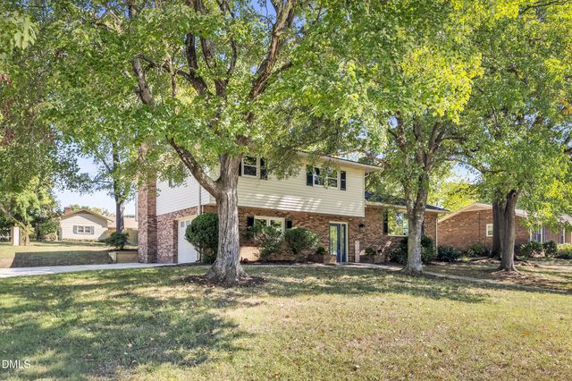 1602 Broadway Drive, Graham, NC 27253