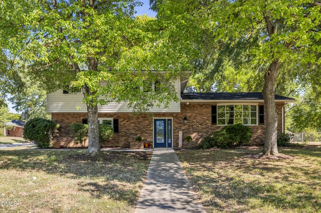 1602 Broadway Drive, Graham, NC 27253