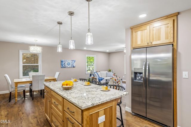 1602 Broadway Drive, Graham, NC 27253