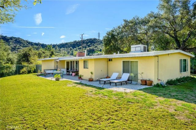 3770 Hillway Drive, Glendale, CA 91208