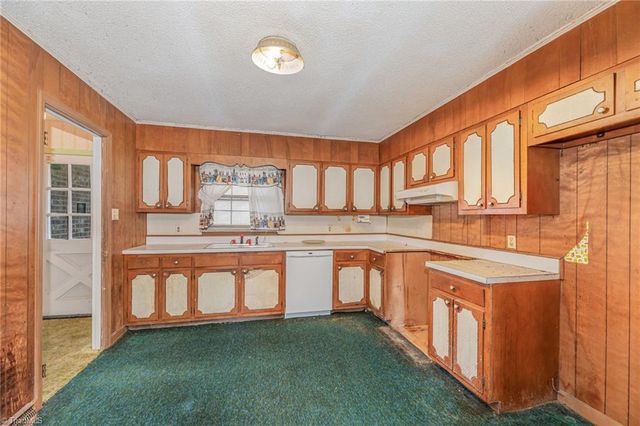 3709 Whitfield Road, Winston-salem, NC 27105