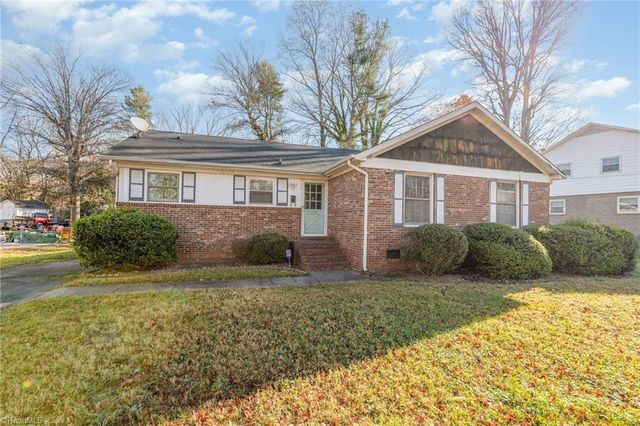 3709 Whitfield Road, Winston-salem, NC 27105