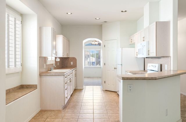 6432 Monahiti Place NE, Albuquerque, NM 87109