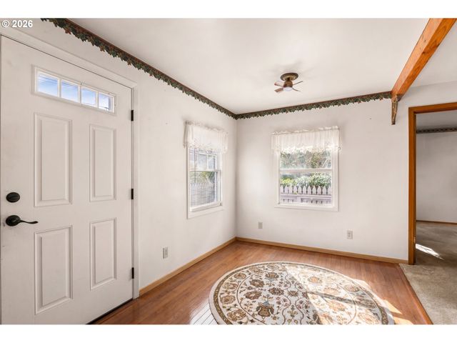 1615 VAN BUREN St, Oregon City, OR 97045