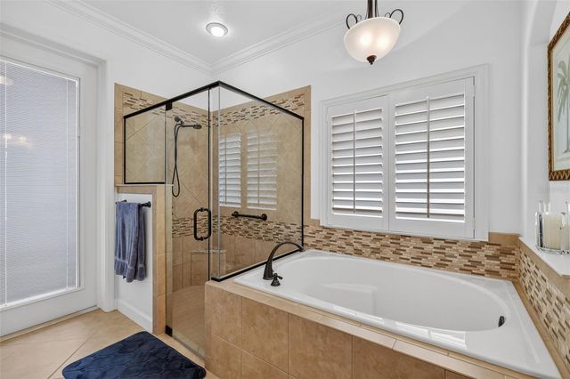 8124 BRIDGEPORT BAY CIRCLE, Mount Dora, FL 32757