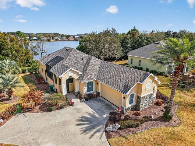 8124 BRIDGEPORT BAY CIRCLE, Mount Dora, FL 32757