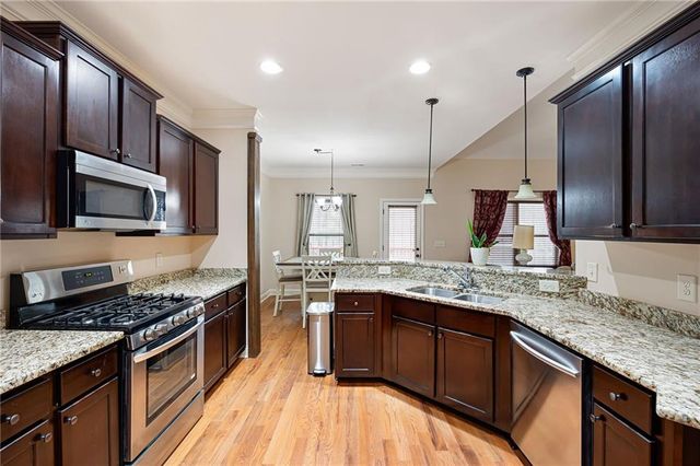 405 Wood Trace, Ball Ground, GA 30107