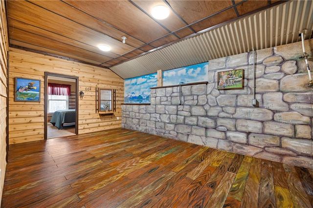 405 Wood Trace, Ball Ground, GA 30107