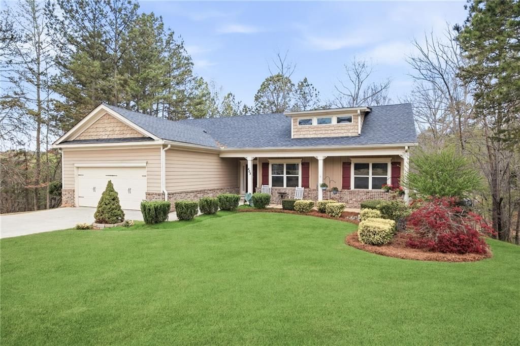 405 Wood Trace, Ball Ground, GA 30107