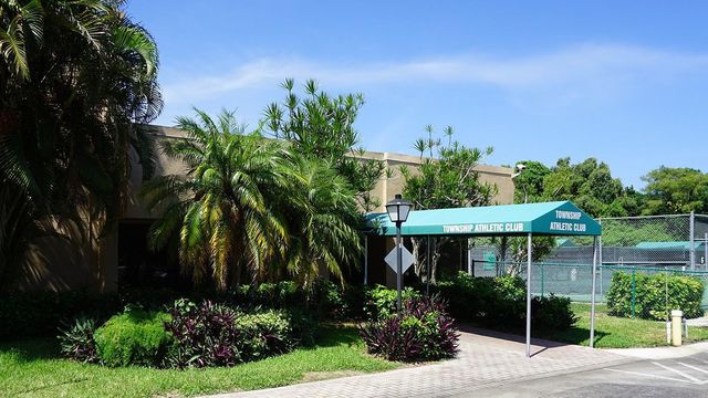 3053 Carambola Circle N Unit 3053, Coconut Creek, FL 33066