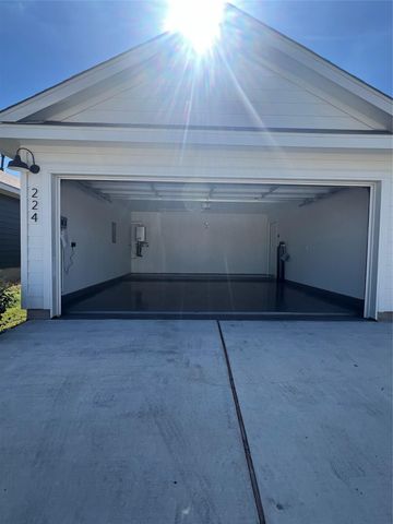 224 Schuenemann WAY, Uhland, TX 78640