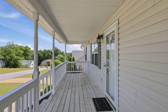 12797 Emerald Creek Circle, Soddy Daisy, TN 37379