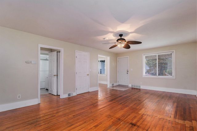 23739 Cayuga Avenue, Hazel Park, MI 48030