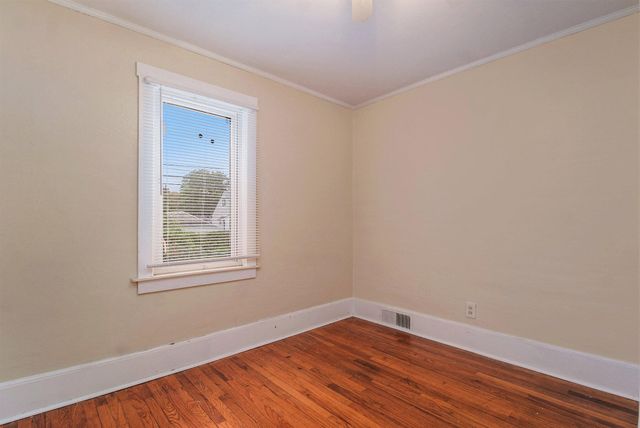 23739 Cayuga Avenue, Hazel Park, MI 48030