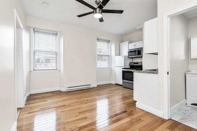 193 Appleton 4, Lowell, MA 01852