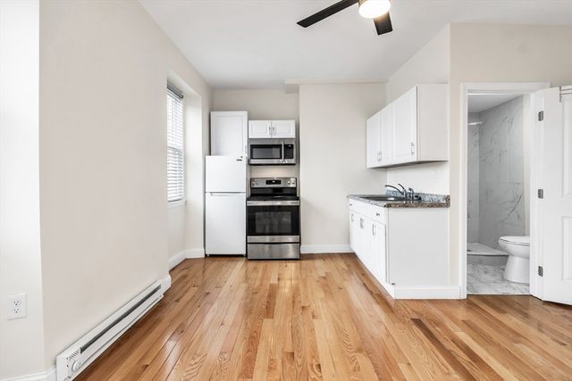 193 Appleton 4, Lowell, MA 01852