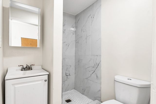 193 Appleton 4, Lowell, MA 01852