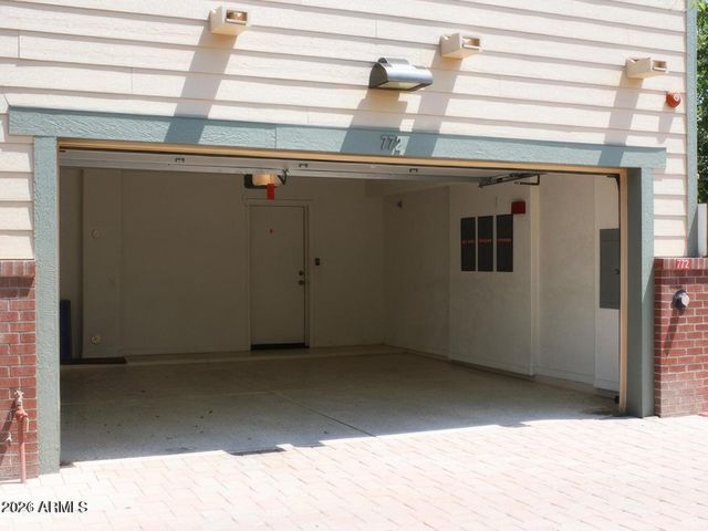 772 S Beck Avenue, Tempe, AZ 85281