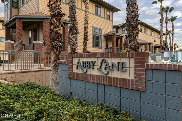 772 S Beck Avenue, Tempe, AZ 85281
