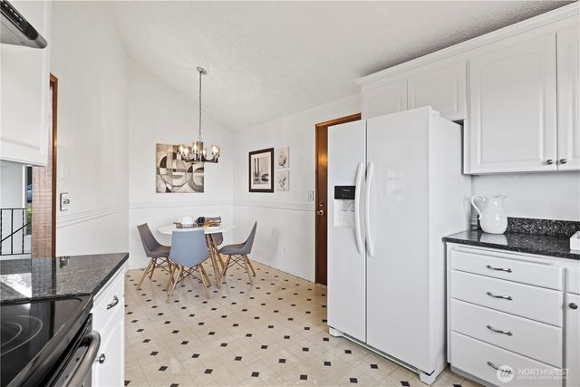 12414 89th Place NE, Kirkland, WA 98034