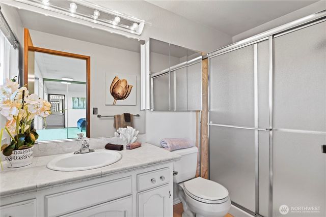 12414 89th Place NE, Kirkland, WA 98034