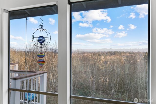 12414 89th Place NE, Kirkland, WA 98034