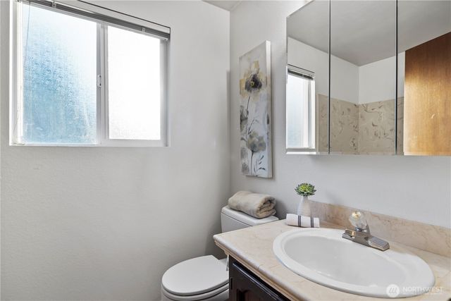 12414 89th Place NE, Kirkland, WA 98034