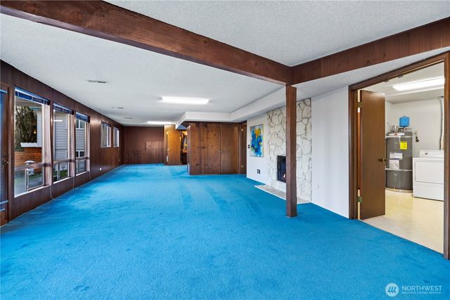 12414 89th Place NE, Kirkland, WA 98034