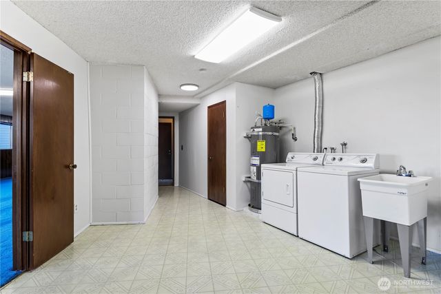 12414 89th Place NE, Kirkland, WA 98034