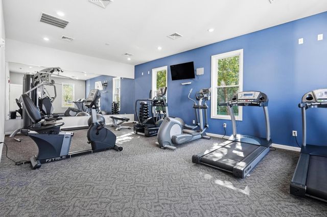 6 Overlook Dr 408, Andover, MA 01810