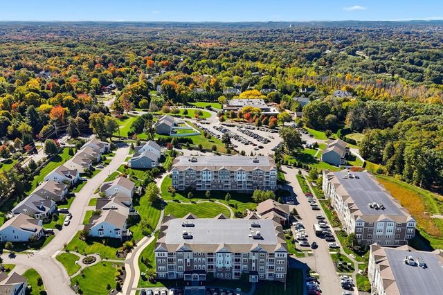 6 Overlook Dr 408, Andover, MA 01810