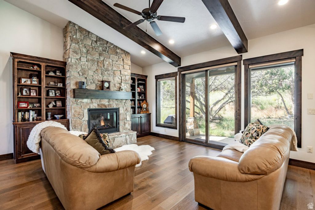 Image 2 of property listing at 1765 E KINGS PEAK CIR, Heber City, UT 84032