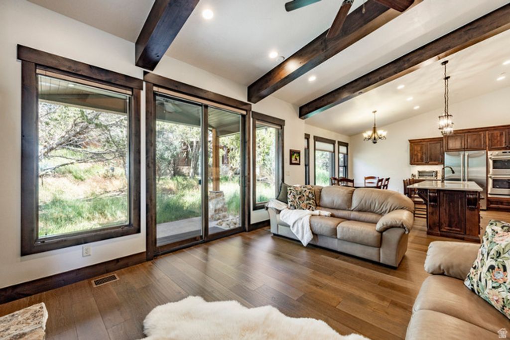 Image 11 of property listing at 1765 E KINGS PEAK CIR, Heber City, UT 84032
