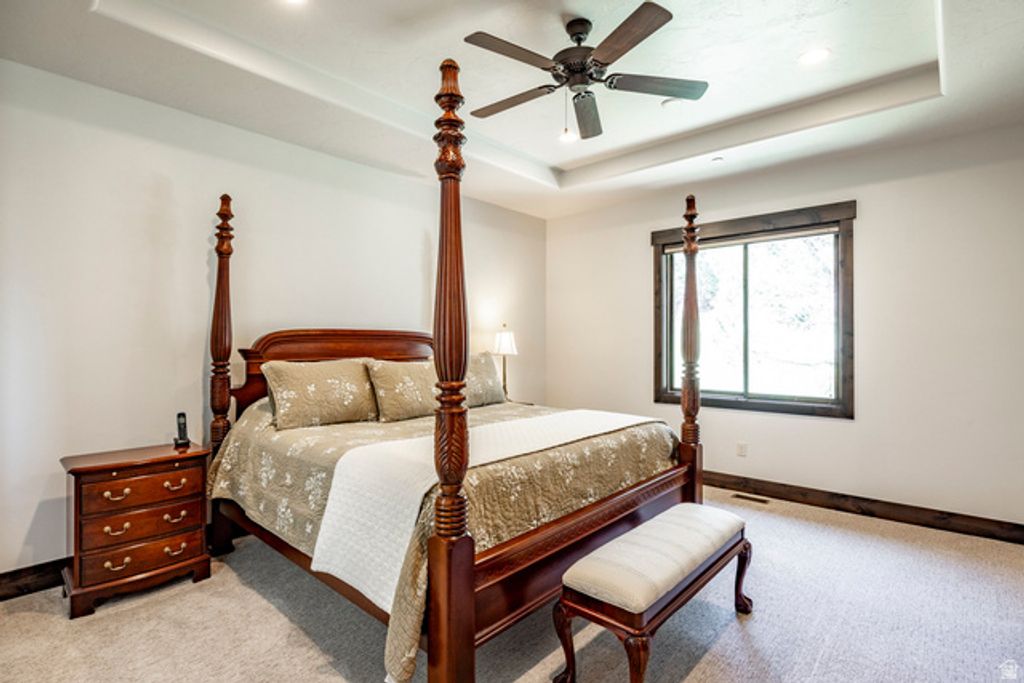 Image 13 of property listing at 1765 E KINGS PEAK CIR, Heber City, UT 84032