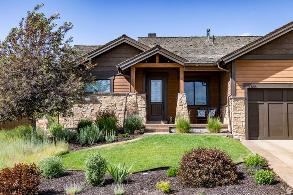 Image 36 of property listing at 1765 E KINGS PEAK CIR, Heber City, UT 84032