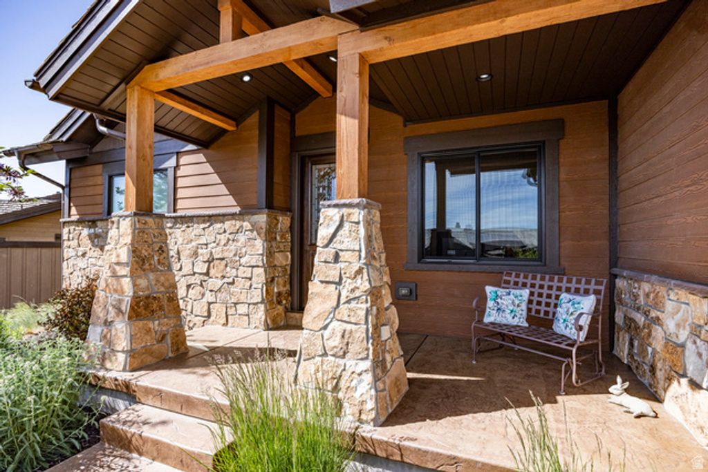 Image 38 of property listing at 1765 E KINGS PEAK CIR, Heber City, UT 84032