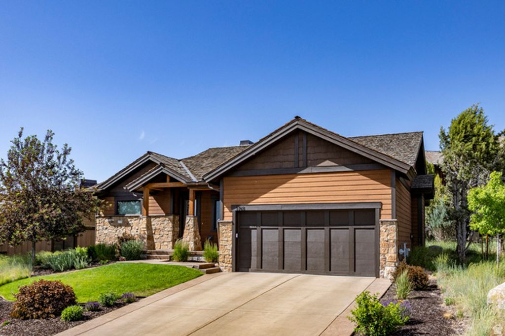 Image 39 of property listing at 1765 E KINGS PEAK CIR, Heber City, UT 84032