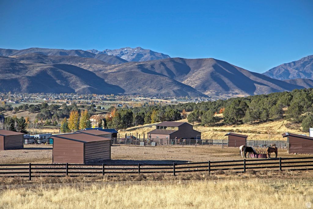 Image 50 of property listing at 1765 E KINGS PEAK CIR, Heber City, UT 84032