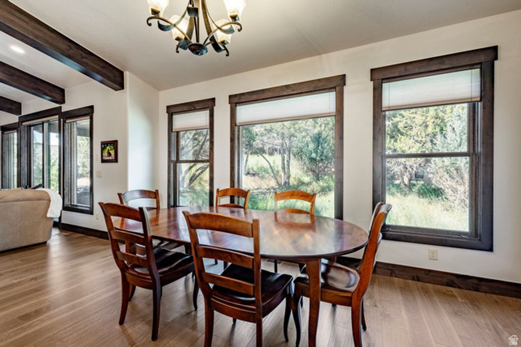 Image 7 of property listing at 1765 E KINGS PEAK CIR, Heber City, UT 84032