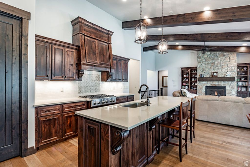 Image 8 of property listing at 1765 E KINGS PEAK CIR, Heber City, UT 84032