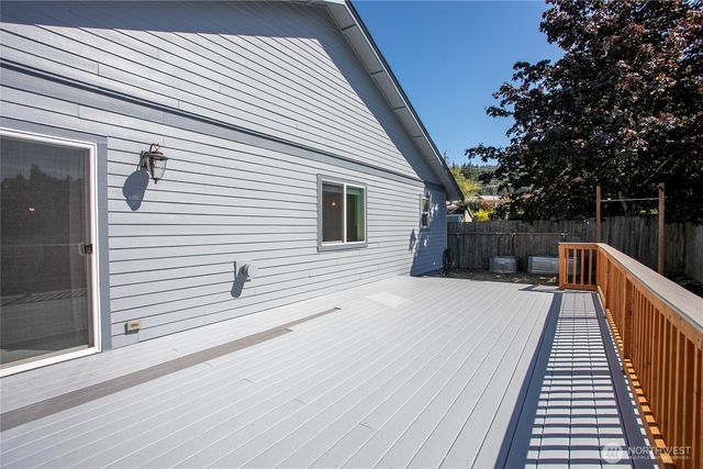 3926 Keystone Way, Bellingham, WA 98226