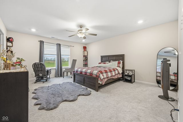 1148 Lakeshore Drive, Greenwood, IN 46143