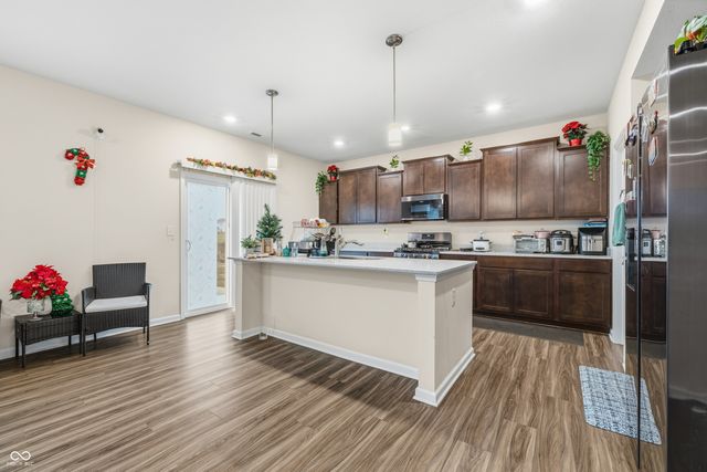 1148 Lakeshore Drive, Greenwood, IN 46143