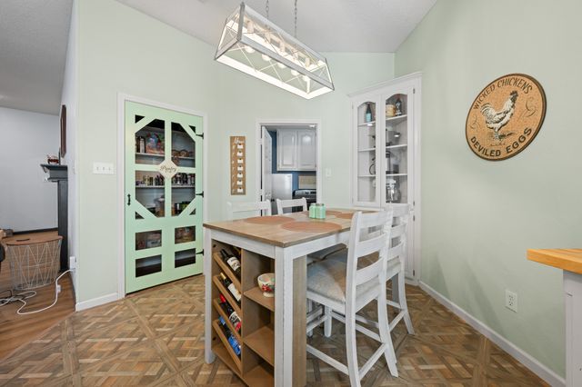 905 Evandale Road, Burleson, TX 76028