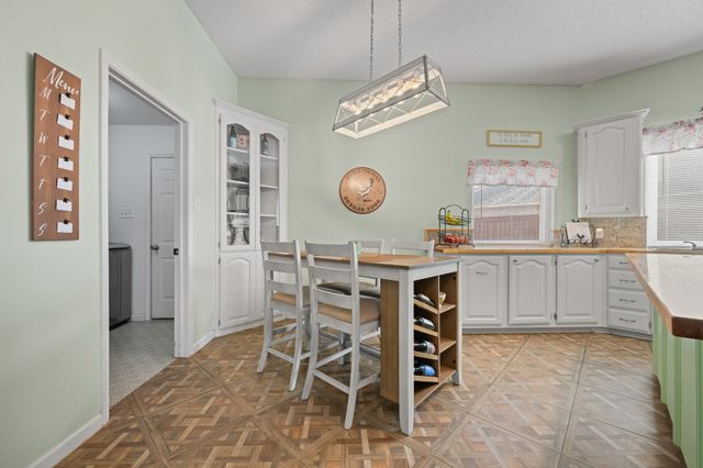 905 Evandale Road, Burleson, TX 76028