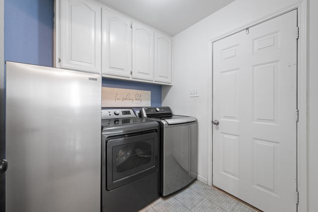 905 Evandale Road, Burleson, TX 76028