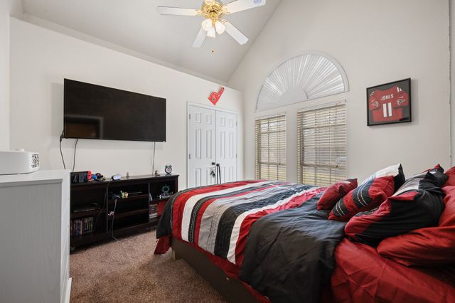 905 Evandale Road, Burleson, TX 76028