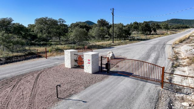 LOT 1 Sophie Dr, Bandera, TX 78003