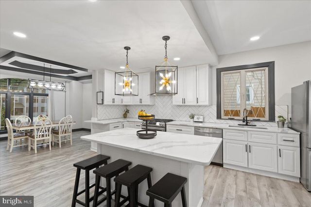 3910 CHATHAM RD, Baltimore, MD 21207
