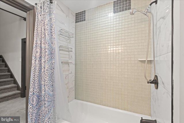 3910 CHATHAM RD, Baltimore, MD 21207